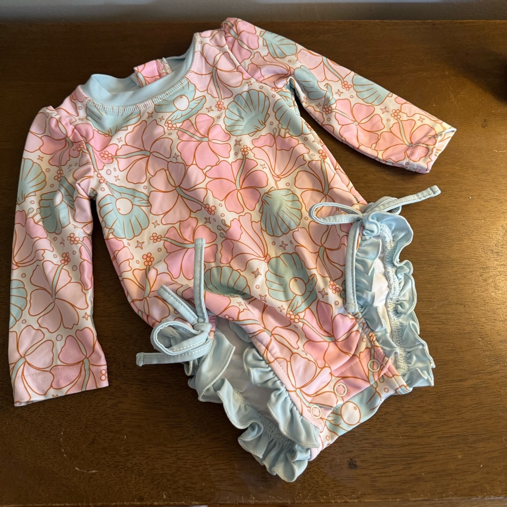 Caden Lane Swimsuit 3-6M Rash Guard